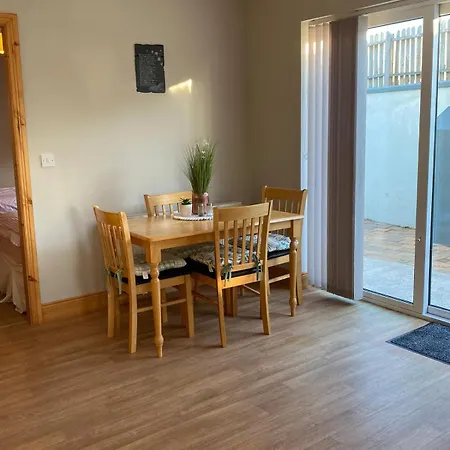 Kilmore Apartment